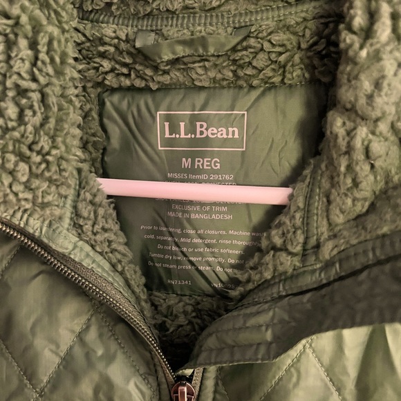 L.L. Bean Fleece Lined Fitness Vest - Picture 2 of 4